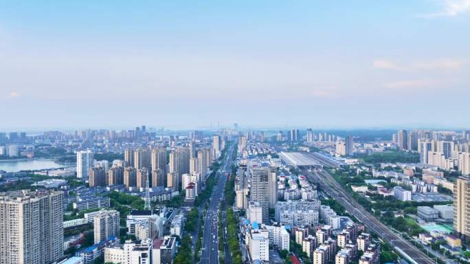 九江初秋黄昏城景航拍延时