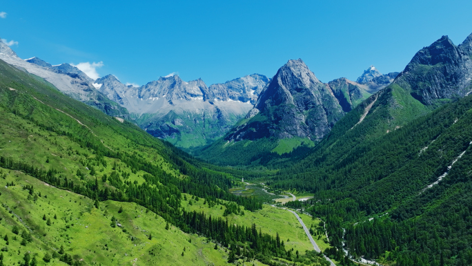 四姑娘山双桥沟景区航拍