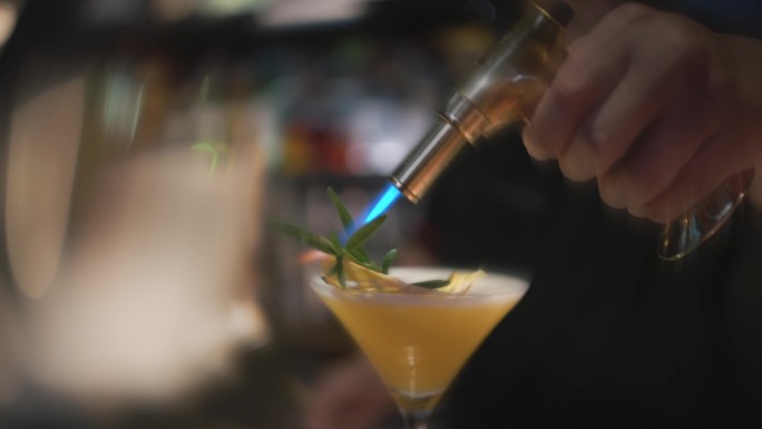 鸡尾酒香槟气泡酒吧娱乐场所 鸡尾酒制作