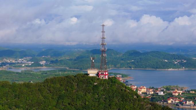 红枫湖畔 云雾 山顶基站 自然风景 乡村