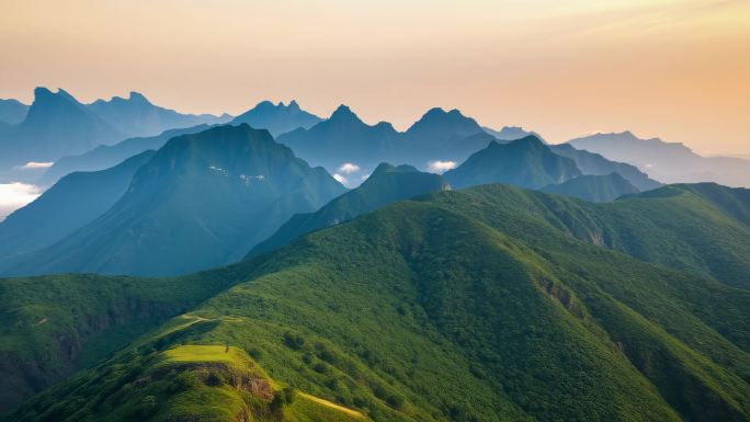 【原创】崇山峻岭航拍视角