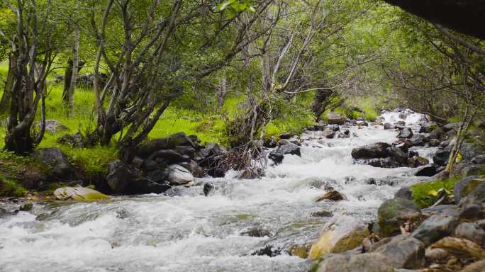 励志清澈 细水长流 洁白时间透澈干净水源