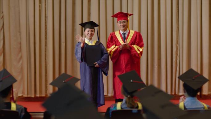 大学生毕业生毕业典礼授位仪式