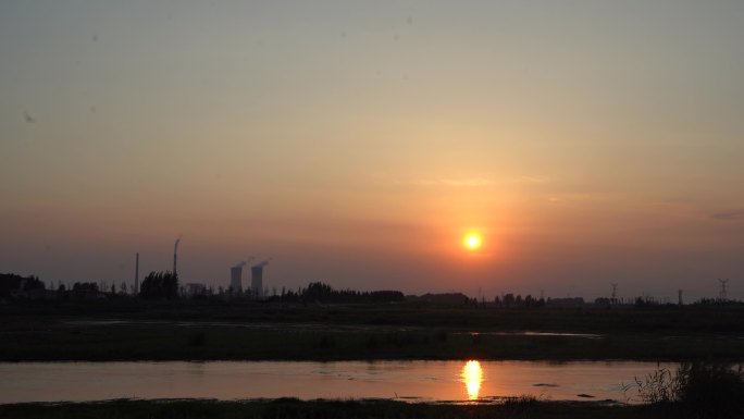 工厂落日夕阳西下