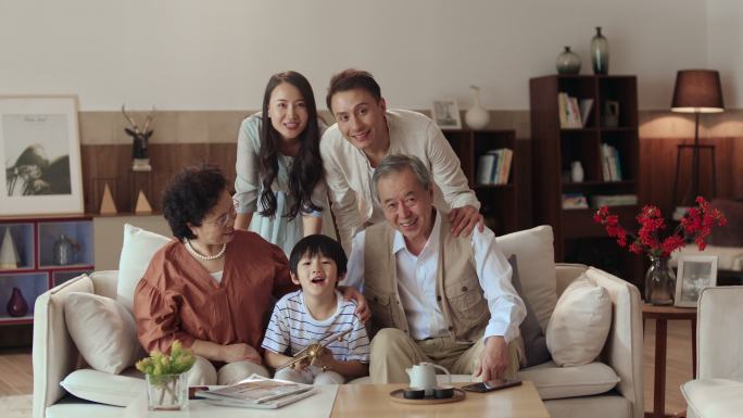 三代同堂全家福纪念日拍摄