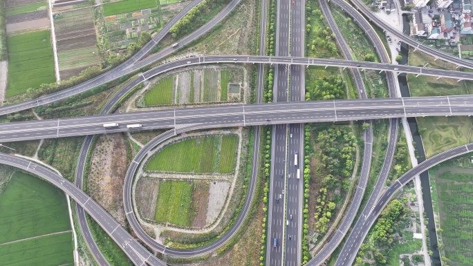 浙江杭甬高速公路绍兴枢纽互通高架桥航拍