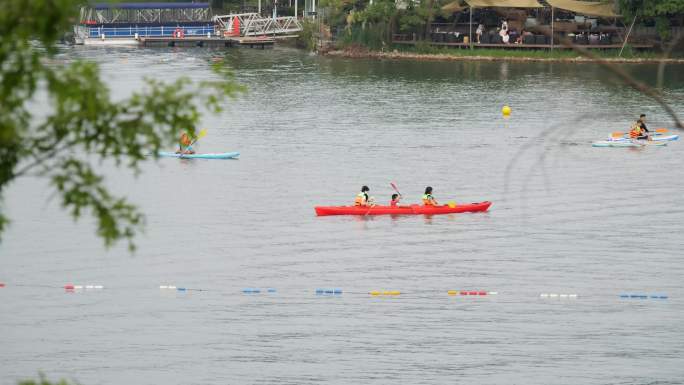 成都麓客岛麓湖城市休闲皮划艇玩水