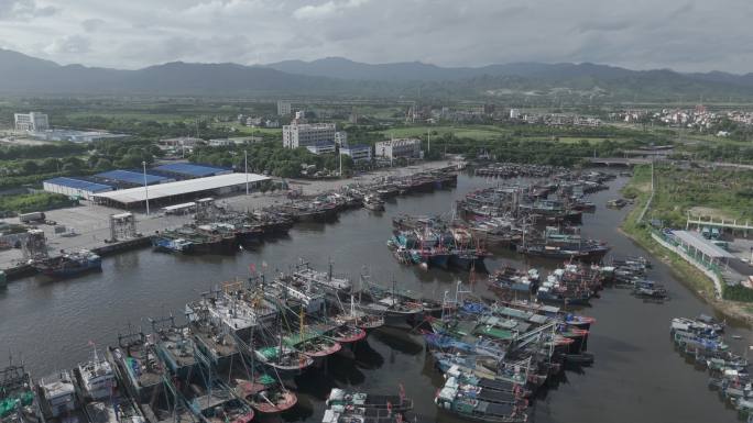 海南三亚崖州中心渔港码头航拍