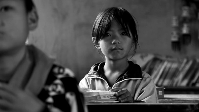 留守儿童宣传素材黑白3