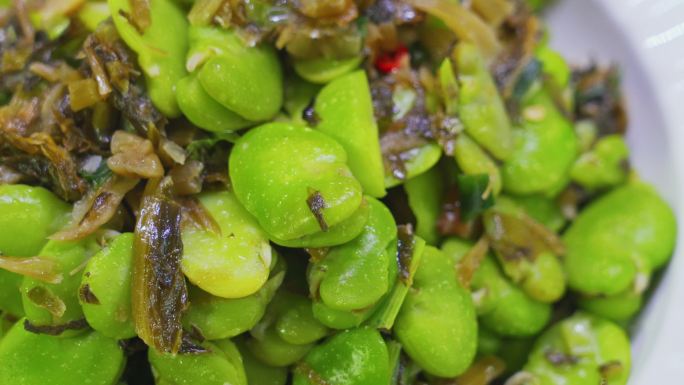 中国家常菜雪菜炒蚕豆