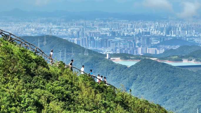 4k深圳市全景，梧桐山视角