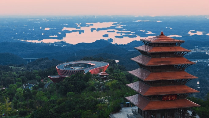 成都龙泉山丹景台三岔湖