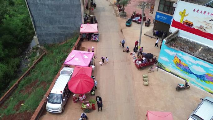 航拍农村赶集