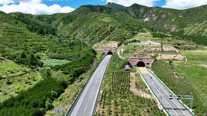山西吕梁岚县静兴高速