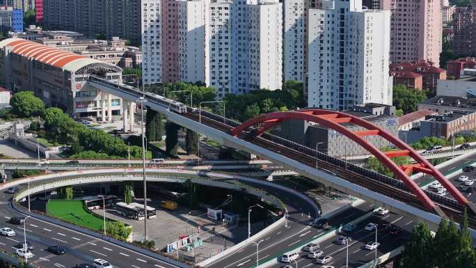 徐汇漕溪北路立交-地铁驶过