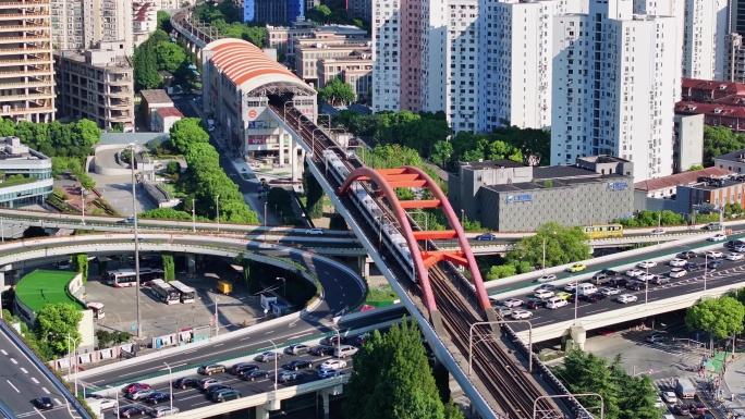 徐汇漕溪北路立交-地铁驶过
