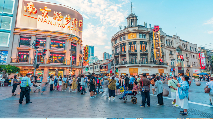 上海南京路步行街人流