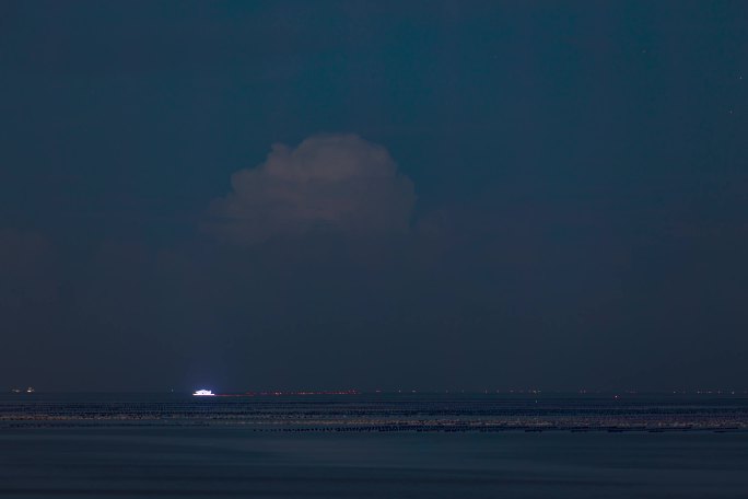 雷暴延时海面积雨云闪电风暴素材