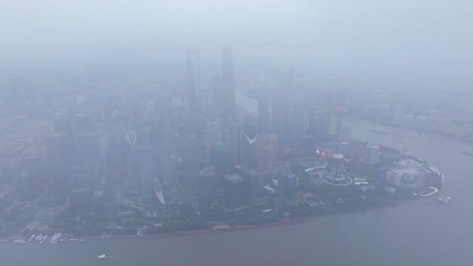 上海台风暴风雨来临前黑云压城航拍