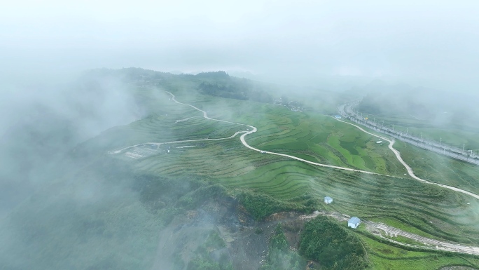 贵州龙里谷洒万亩梯田