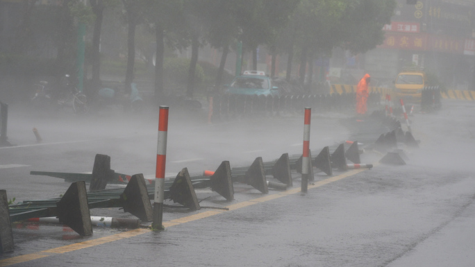 贝碧嘉台风 台风肆孽 自然灾害 道路抢修