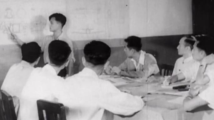 新中国第一台航空发动机 第一架飞机