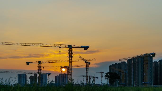 夕阳下的建筑工地塔吊风光延时
