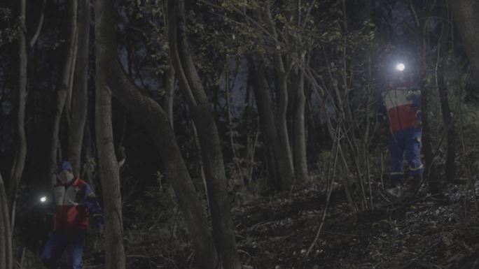 夜间救援 寻人