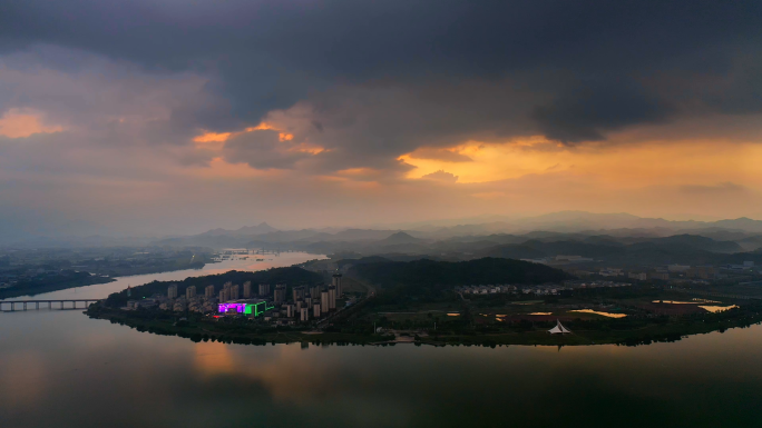 淠河晚霞夜景大别山河流