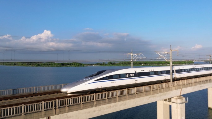 高铁动车 和谐号复兴号 大气唯美