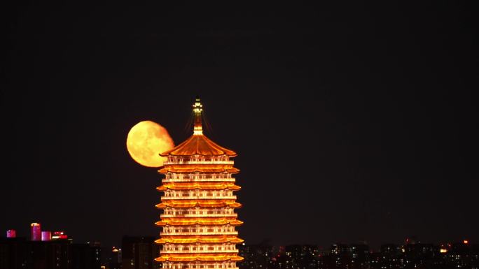 北京园博园永定塔悬月