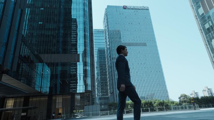 商务 男士 背景 脚步 前行