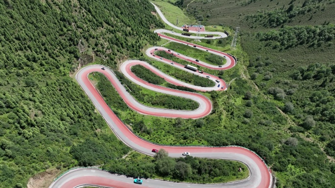 青海互助十二盘坡——十二生肖弯