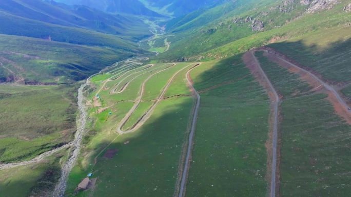 祁连山盘山路航拍4K