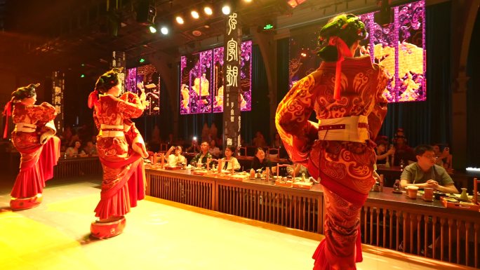 沉浸用餐 东郊记忆蜀宴赋 吃饭表演