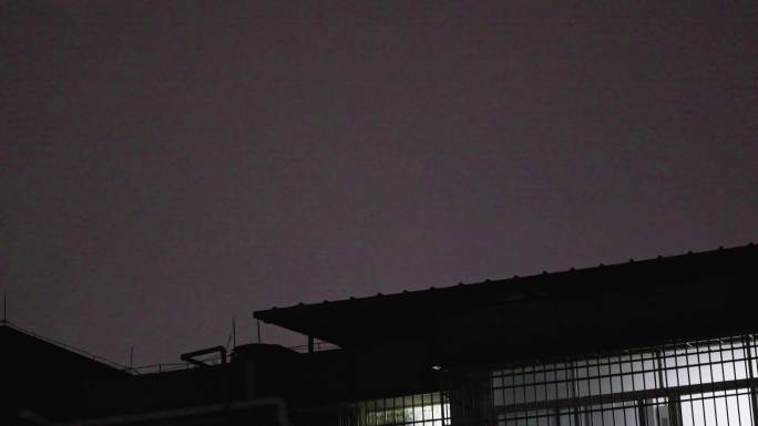 晚霞、雷雨和闪电