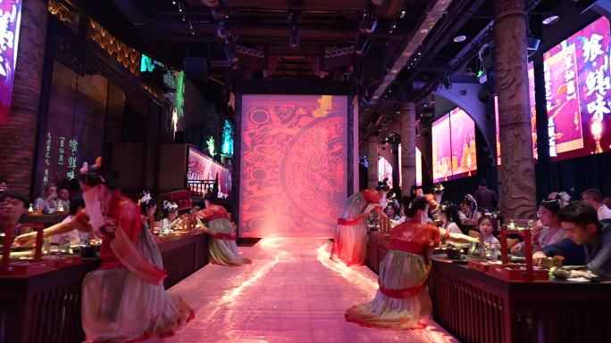 汉服装扮  沉浸用餐 汉服文化 实景演出