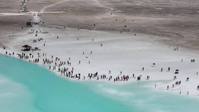 西北大环线 东台吉乃尔湖 东台