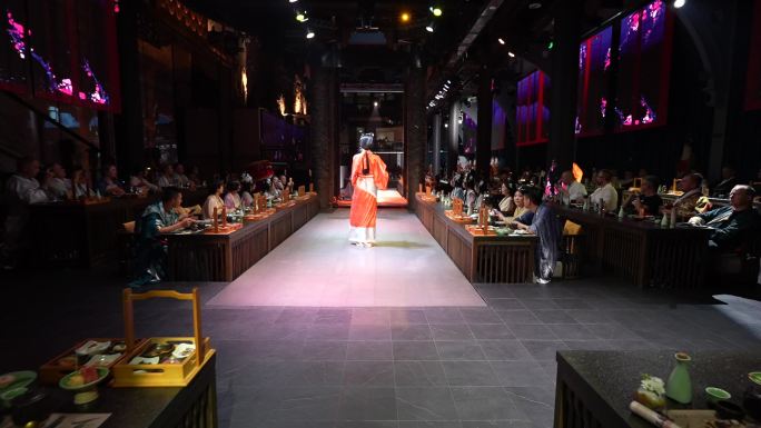 汉服装扮  沉浸用餐 汉服文化 实景演出