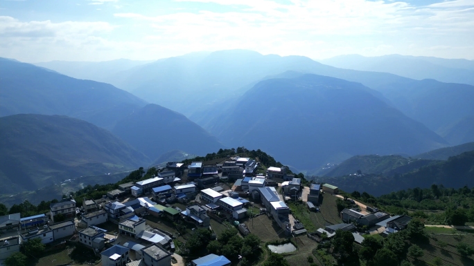 云南楚雄南华县马街镇雪山地4K航拍