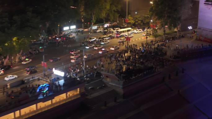 武汉节假日游客旅游夜景轮渡航拍延时