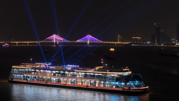 武汉长江夜景夜游轮渡游船航拍