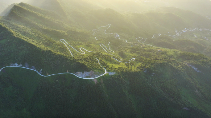 4k蜿蜒山路航拍