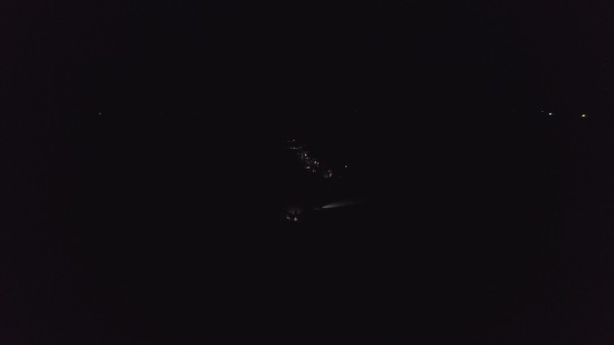 黑夜中行走 沙漠 队伍 人群