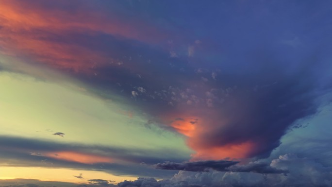 天空云晚霞火烧云