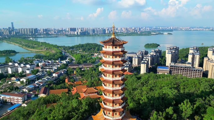航拍湖南岳阳旅游文人历史文化古寺圣安寺