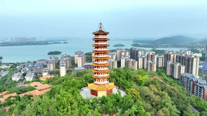 岳阳 圣安古寺-万佛宝塔