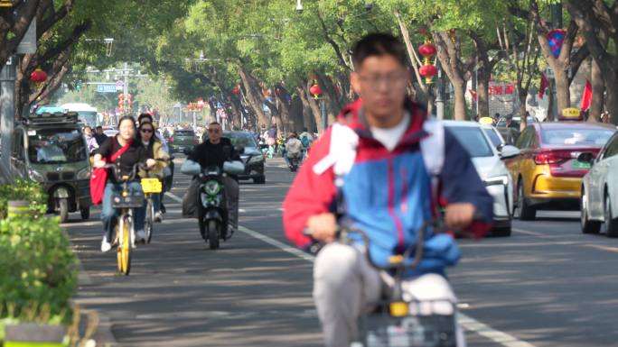 北京街道骑电动车自行车行人