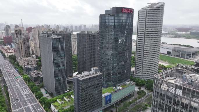 4K-Log-航拍上海平安滨江金融中心