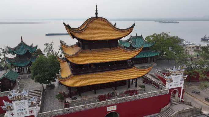 湖南洞庭湖岳阳楼航拍城市建筑风光